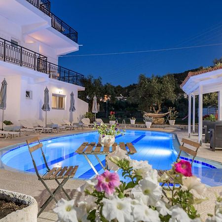 Denise Studios And Apartments Αργάσι Εξωτερικό φωτογραφία