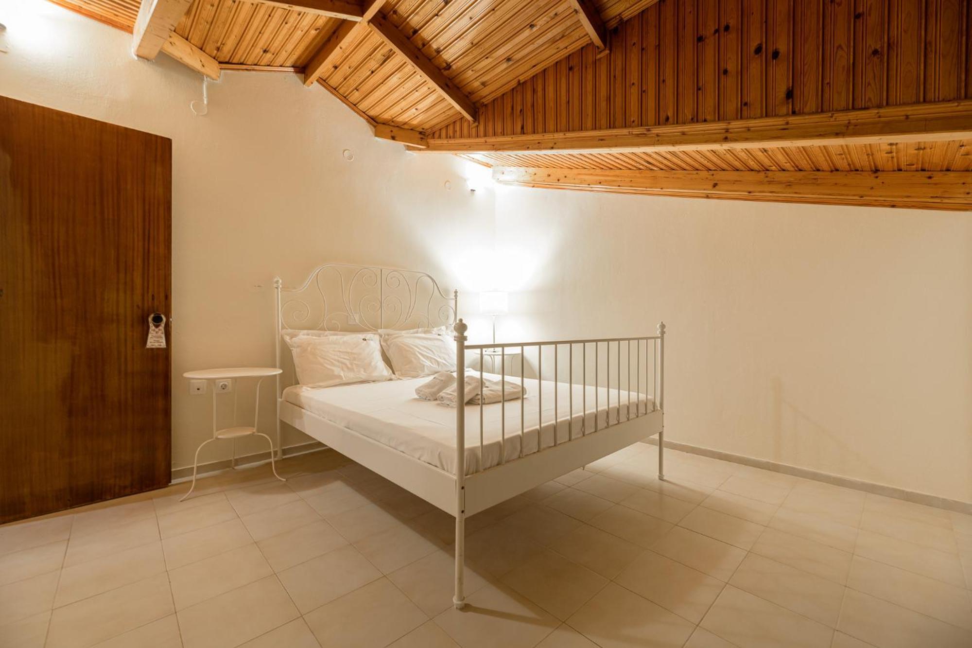 Denise Studios And Apartments Αργάσι Εξωτερικό φωτογραφία