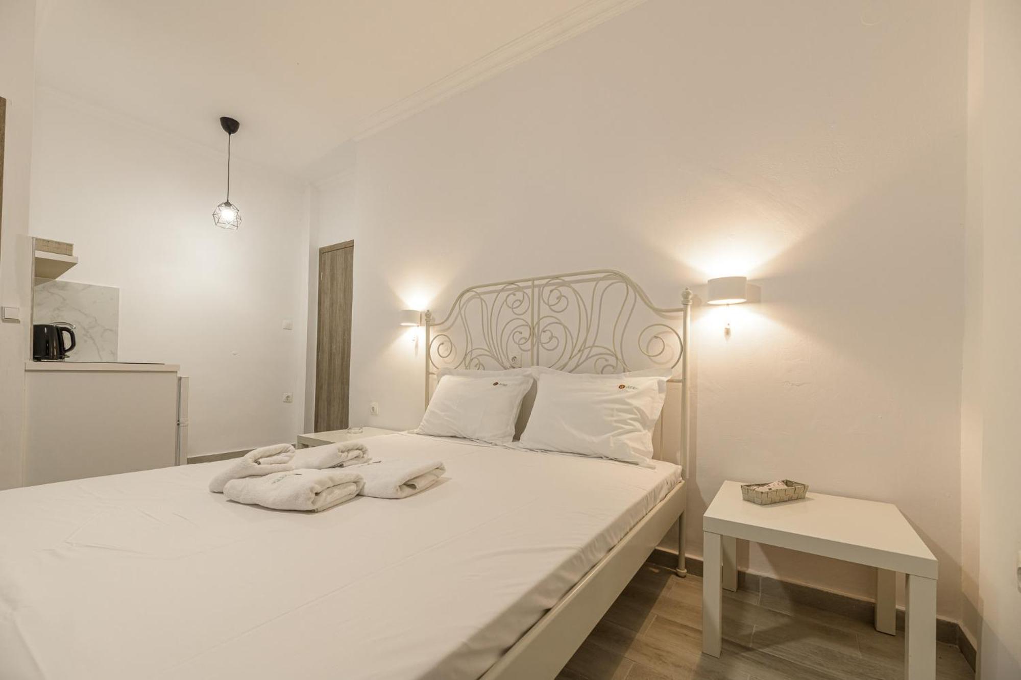 Denise Studios And Apartments Αργάσι Εξωτερικό φωτογραφία