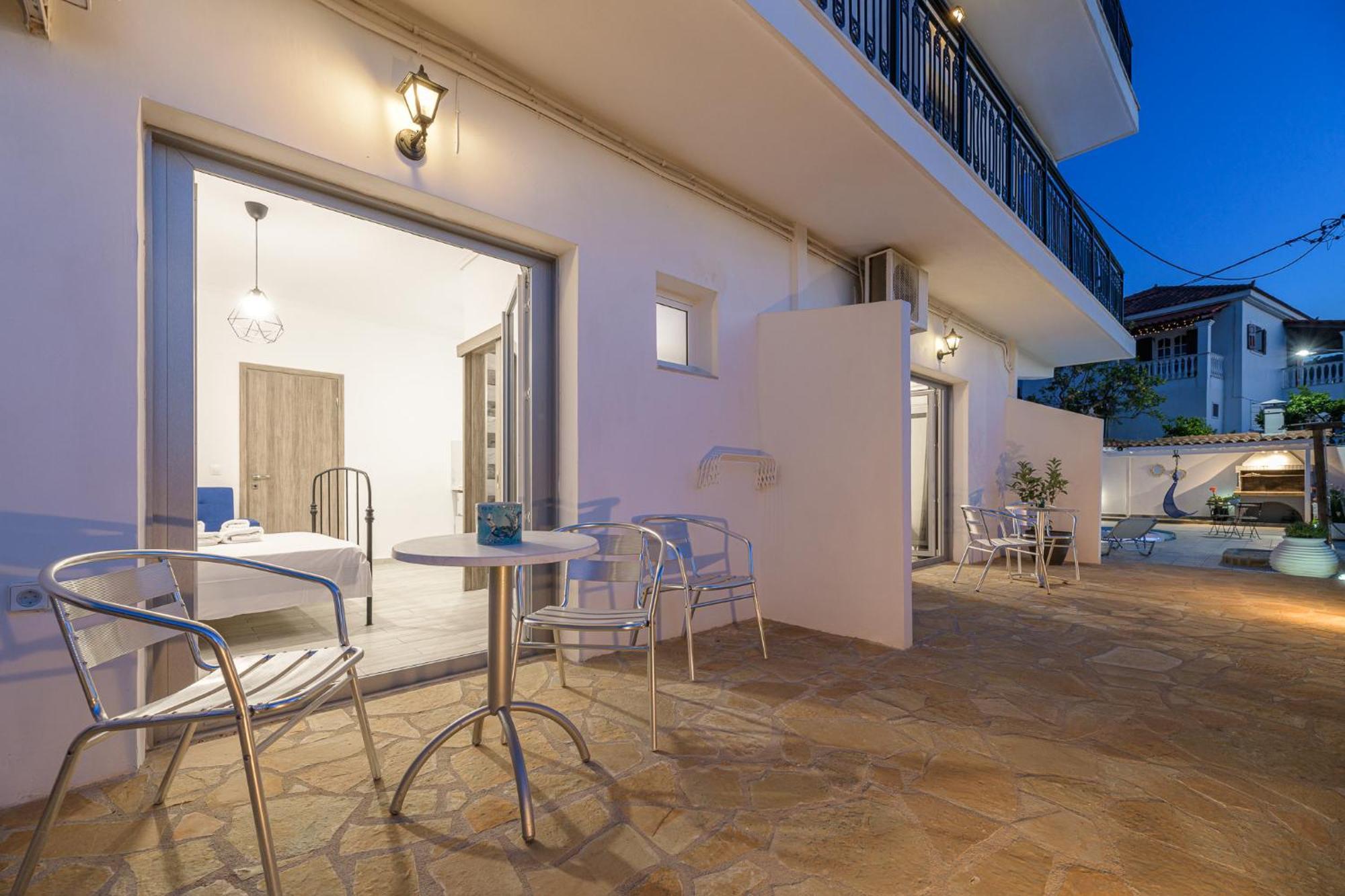 Denise Studios And Apartments Αργάσι Εξωτερικό φωτογραφία