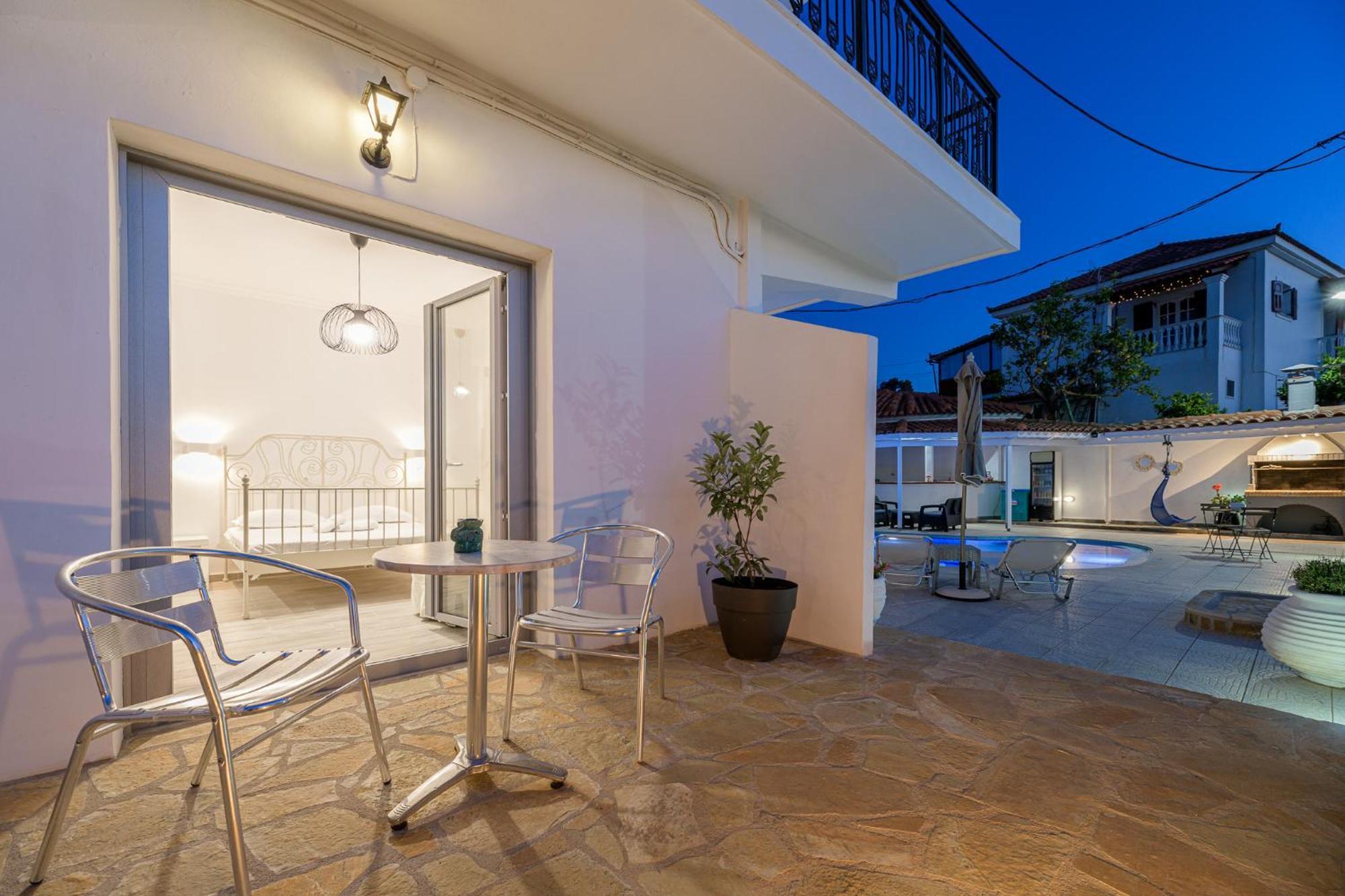 Denise Studios And Apartments Αργάσι Εξωτερικό φωτογραφία