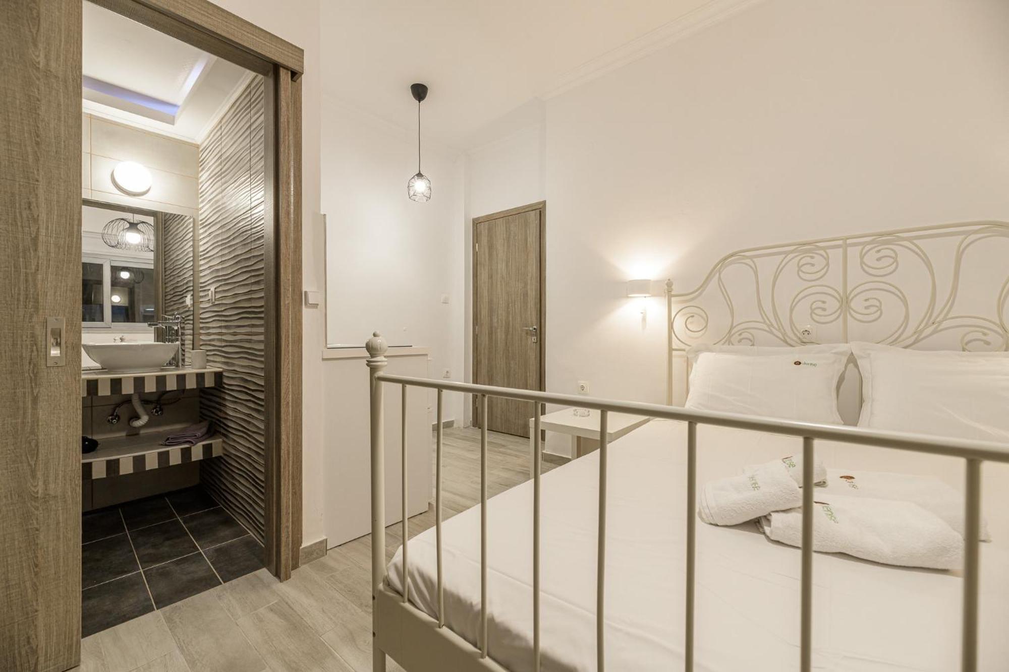 Denise Studios And Apartments Αργάσι Εξωτερικό φωτογραφία